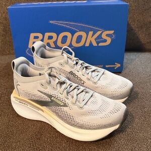 Brooks Adrenaline GTS 25